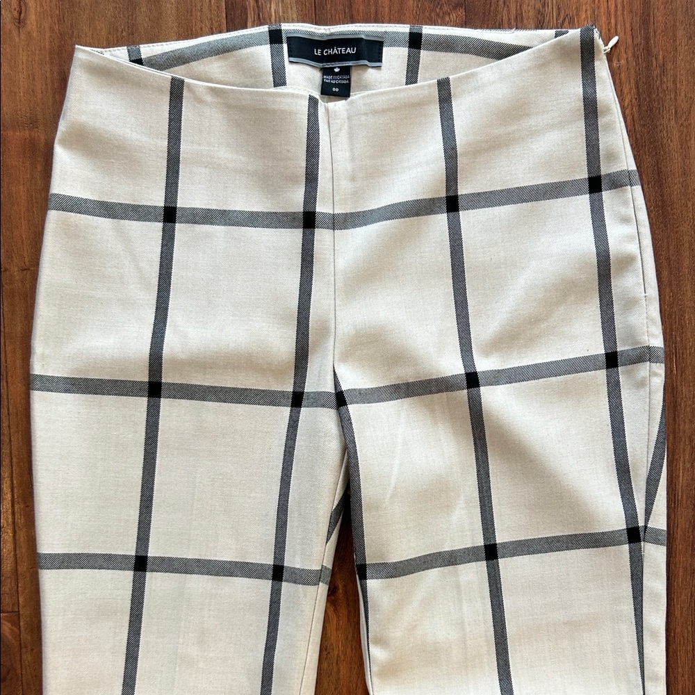 Plaid capri pants